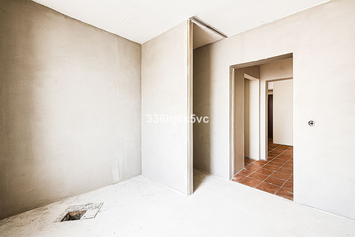 Se vende Villa - Chalet de 5 dormitorios en Costa Del Sol, Málaga, España