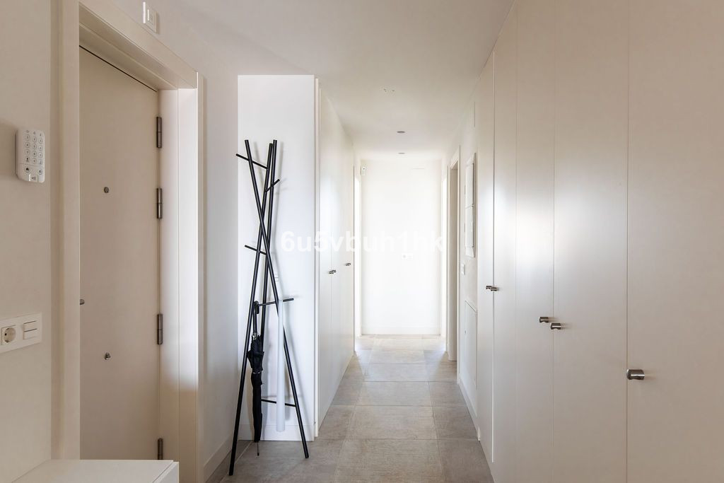 Se vende Apartamento Planta Baja de 3 dormitorios en Costa Del Sol, Málaga, España