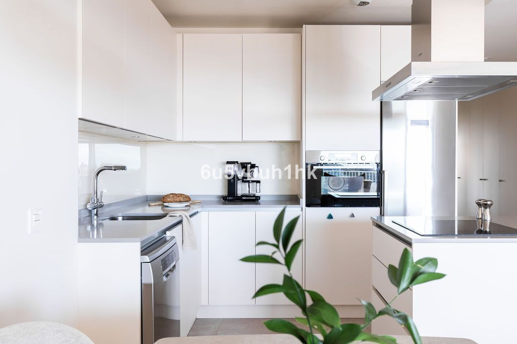Se vende Apartamento Planta Baja de 3 dormitorios en Costa Del Sol, Málaga, España