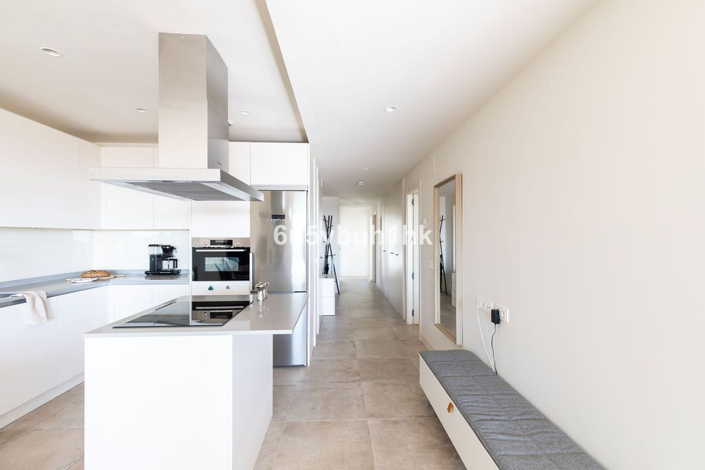 Se vende Apartamento Planta Baja de 3 dormitorios en Costa Del Sol, Málaga, España
