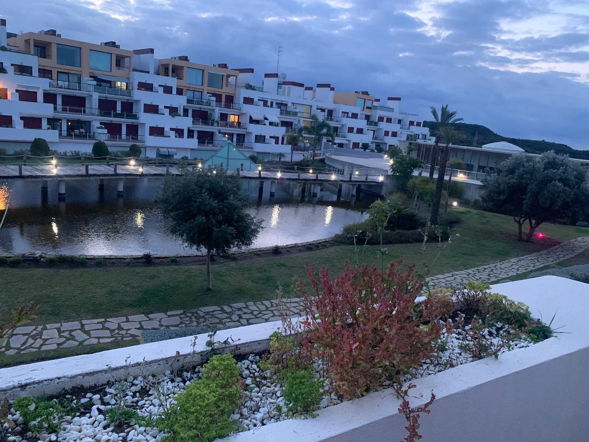 1 Bed Apartment for sale in Benahavís Costa Del Sol, Málaga, Spain
