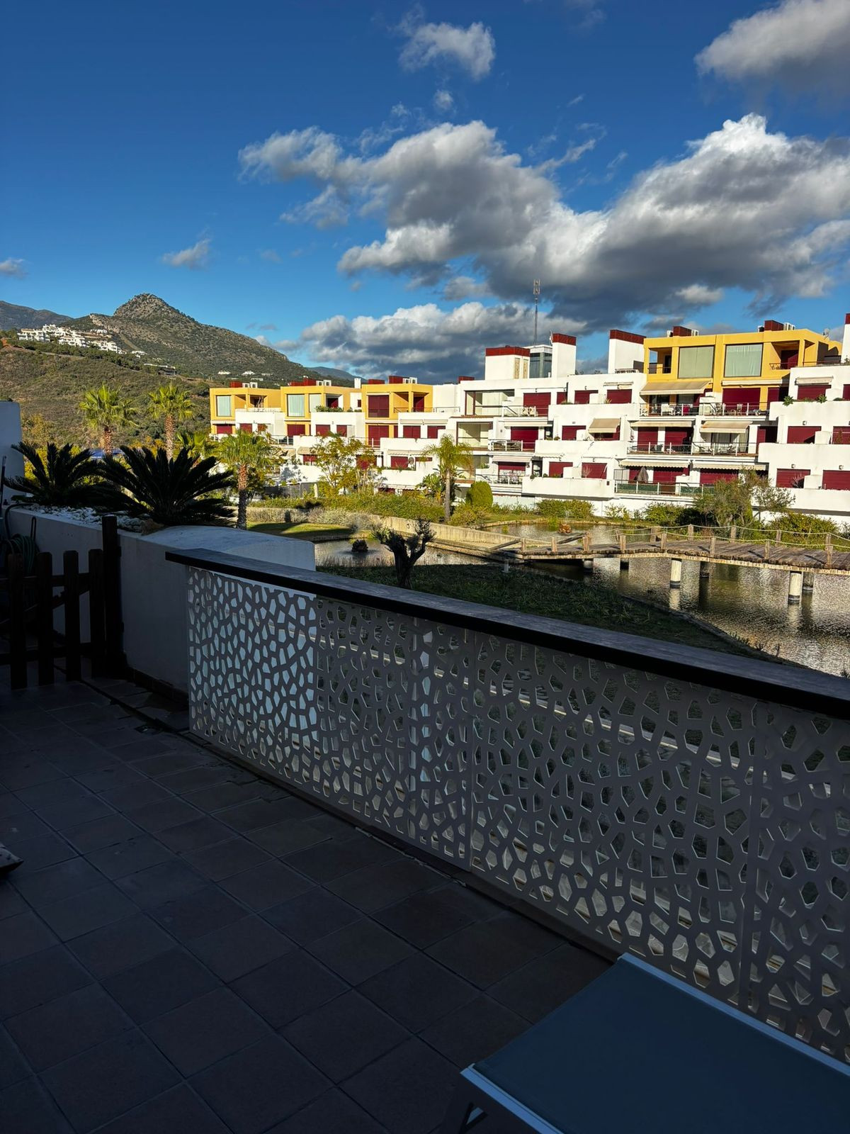 1 Bed Apartment for sale in Benahavís Costa Del Sol, Málaga, Spain