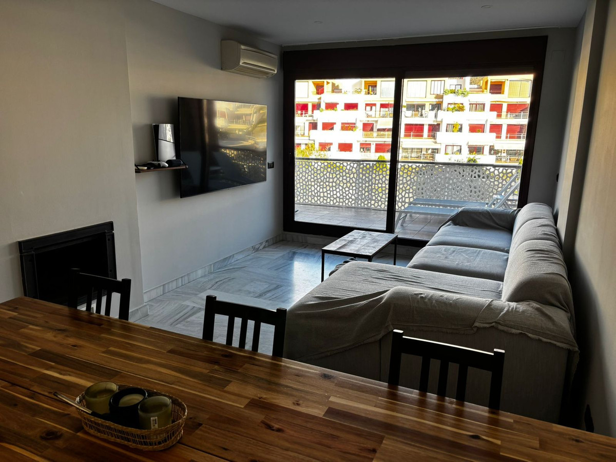1 Bed Apartment for sale in Benahavís Costa Del Sol, Málaga, Spain