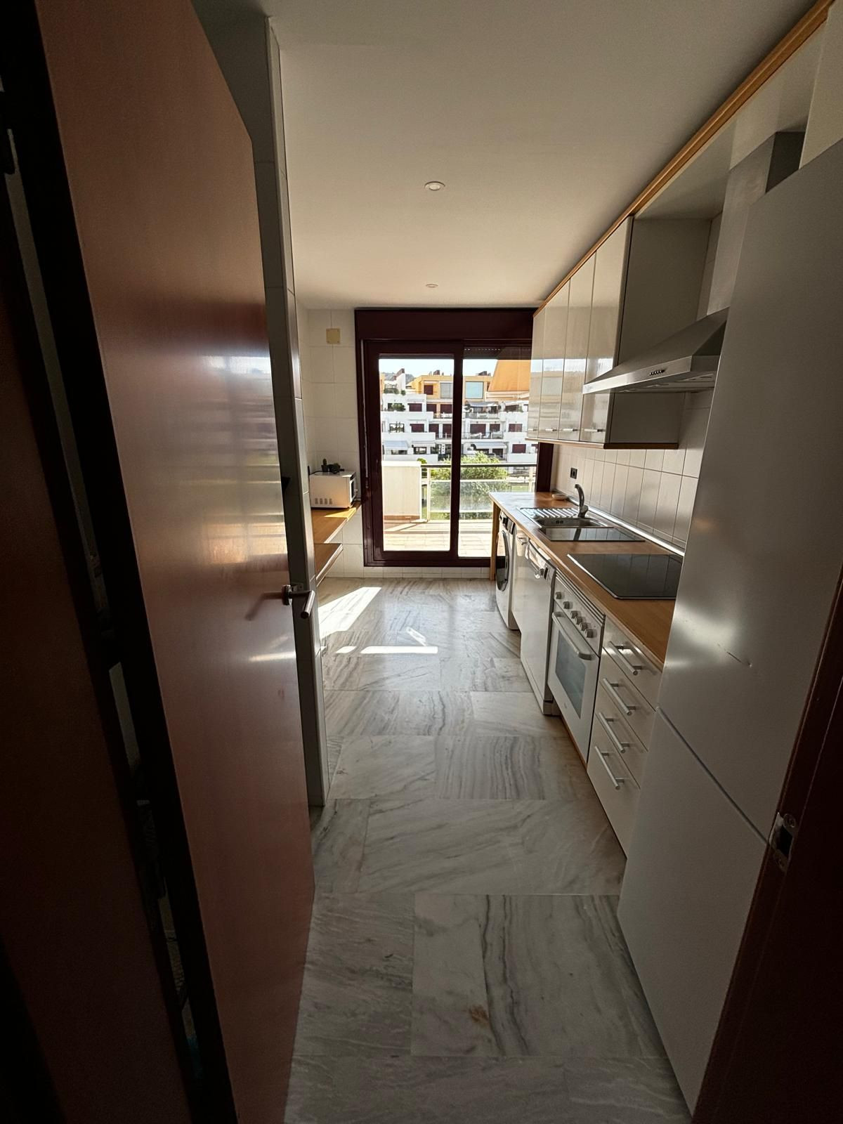 1 Bed Apartment for sale in Benahavís Costa Del Sol, Málaga, Spain