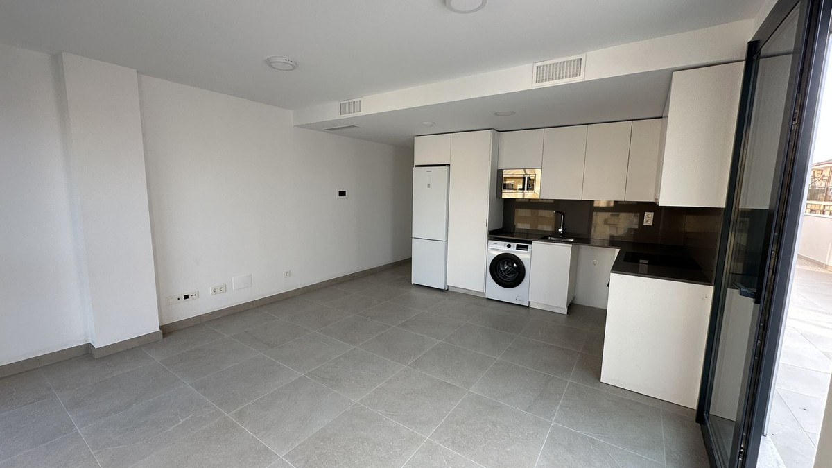 2 Bed Apartment for sale in Estepona Costa Del Sol, Málaga, Spain