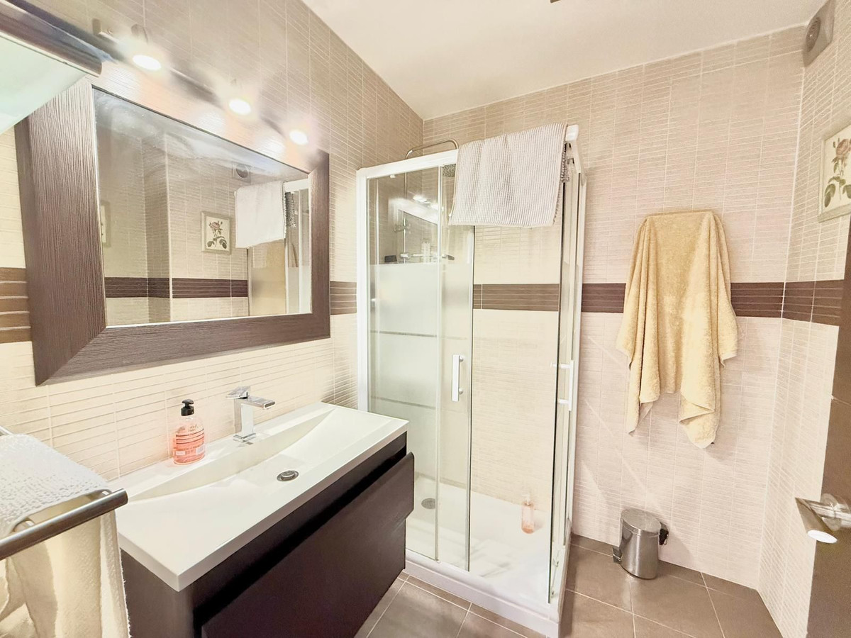 2 Bed Apartment for sale in El Faro Costa Del Sol, Málaga, Spain