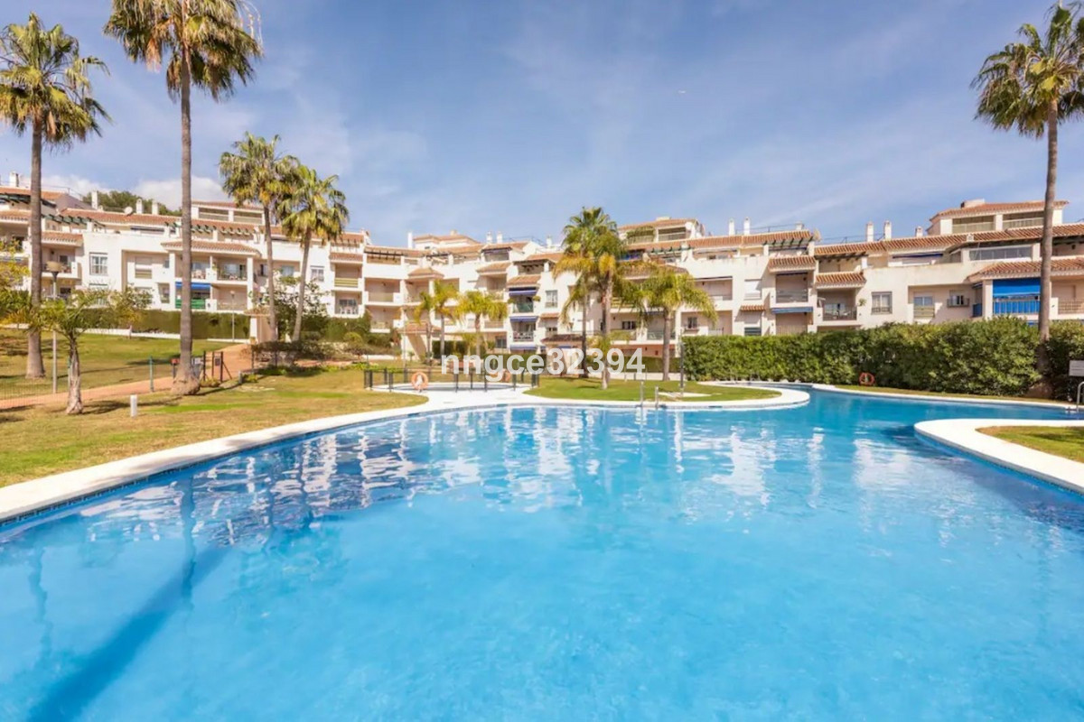 2 Bed Apartment for sale in Puerto Banús Costa Del Sol, Málaga, Spain