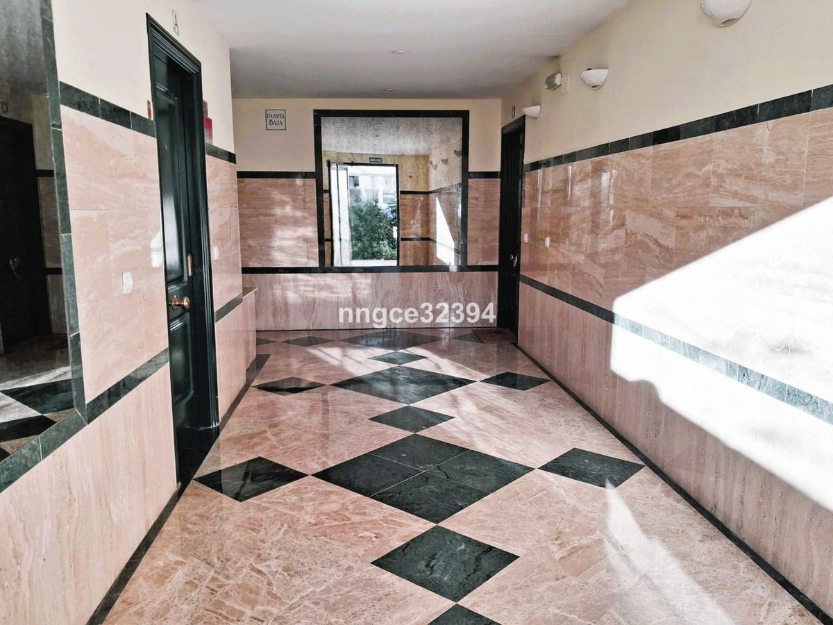 2 Bed Apartment for sale in Puerto Banús Costa Del Sol, Málaga, Spain