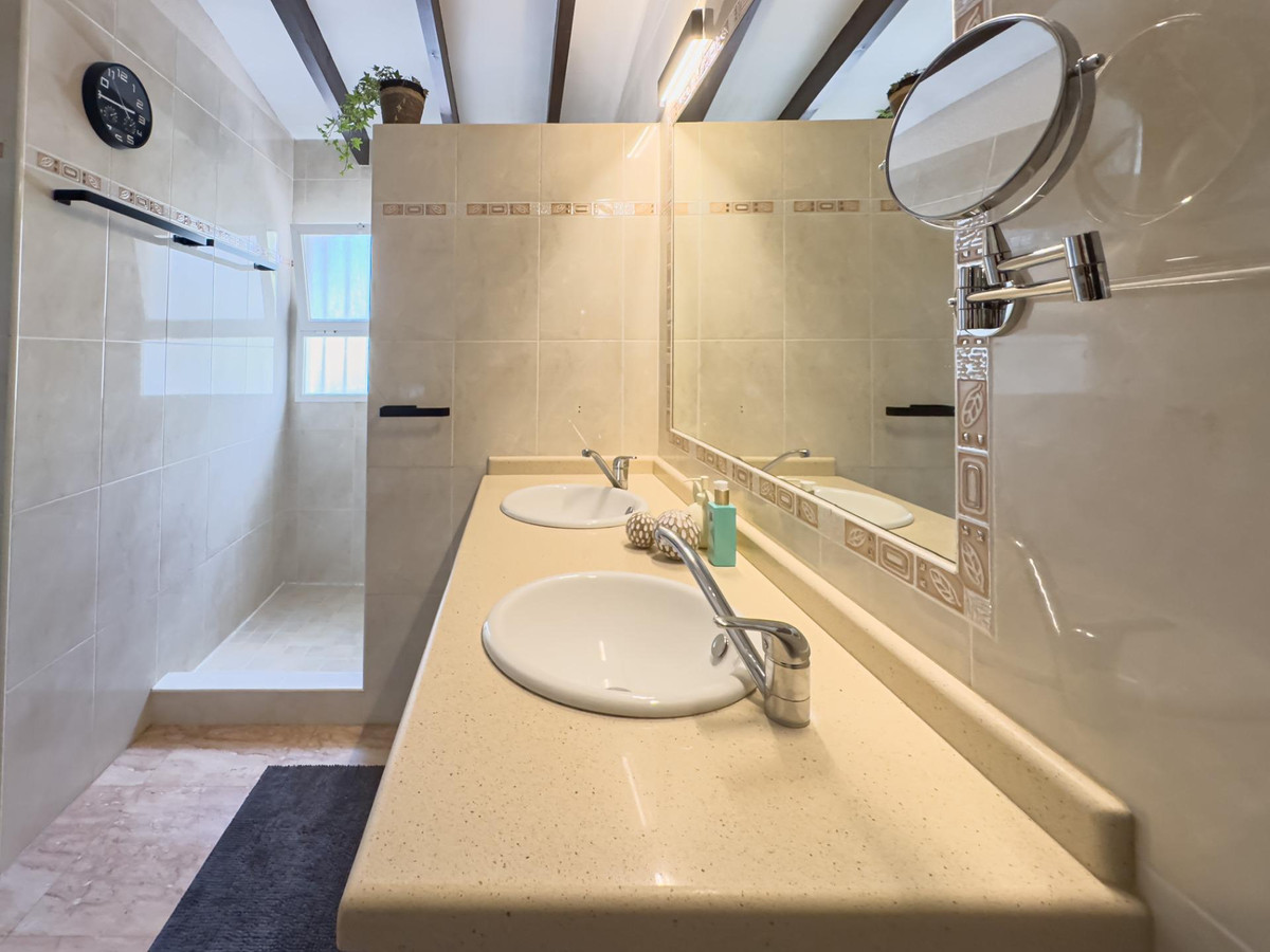 3 Bed Townhouse for sale in La Nucia Costa Blanca, Alicante, Spain