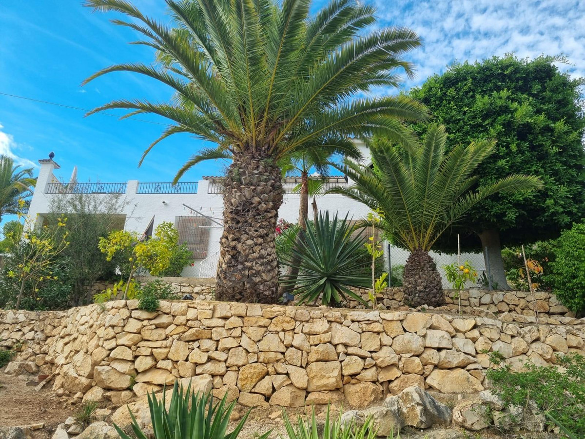 3 Bed Townhouse for sale in La Nucia Costa Blanca, Alicante, Spain