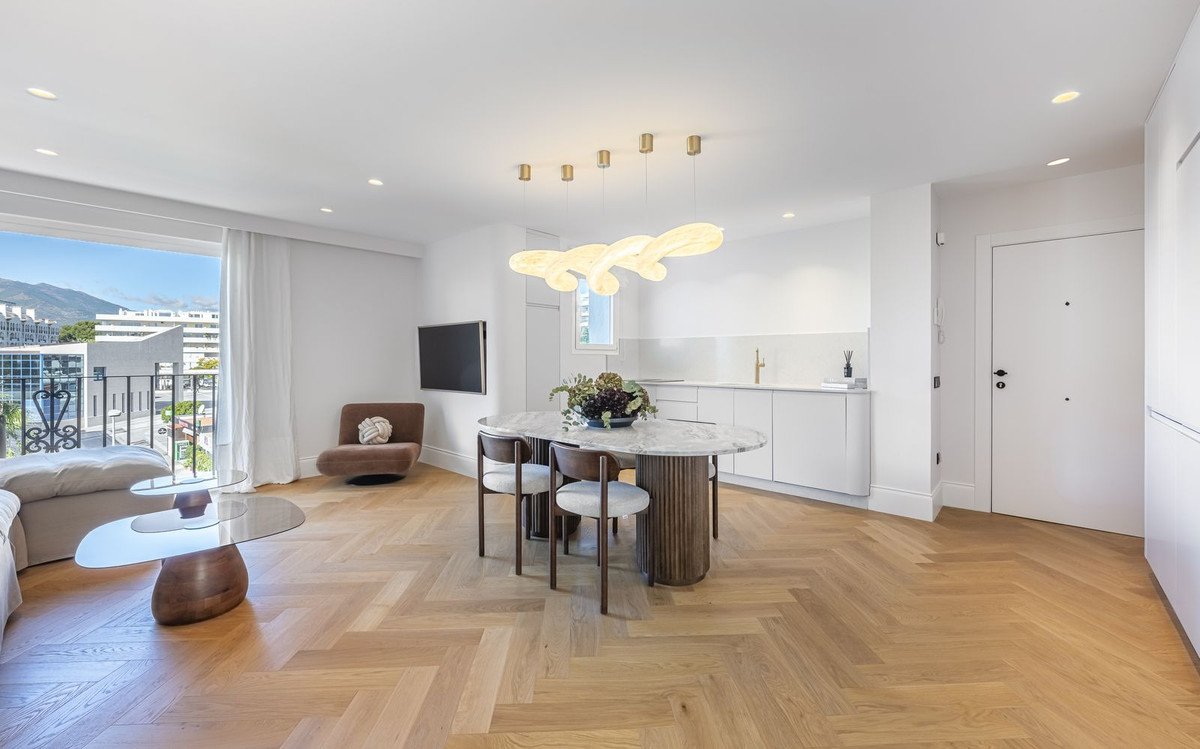2 Bed Apartment for sale in Puerto Banús Costa Del Sol, Málaga, Spain