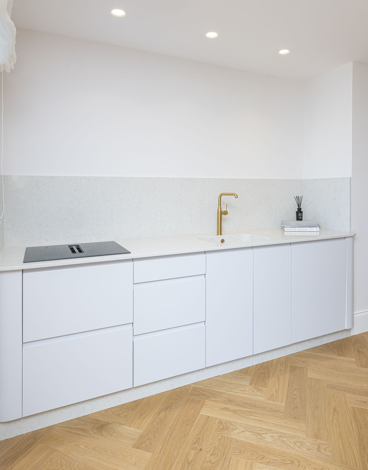 2 Bed Apartment for sale in Puerto Banús Costa Del Sol, Málaga, Spain