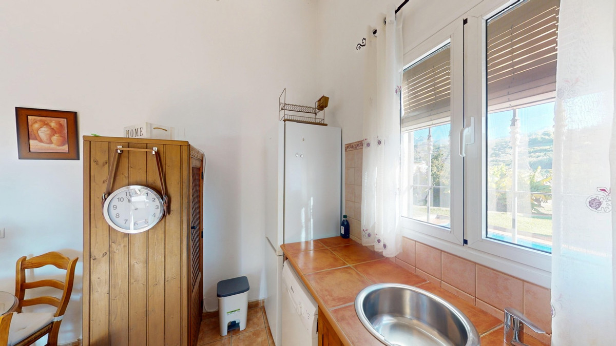 2 Bed Townhouse for sale in Frigiliana Costa Del Sol East, Málaga, Spain