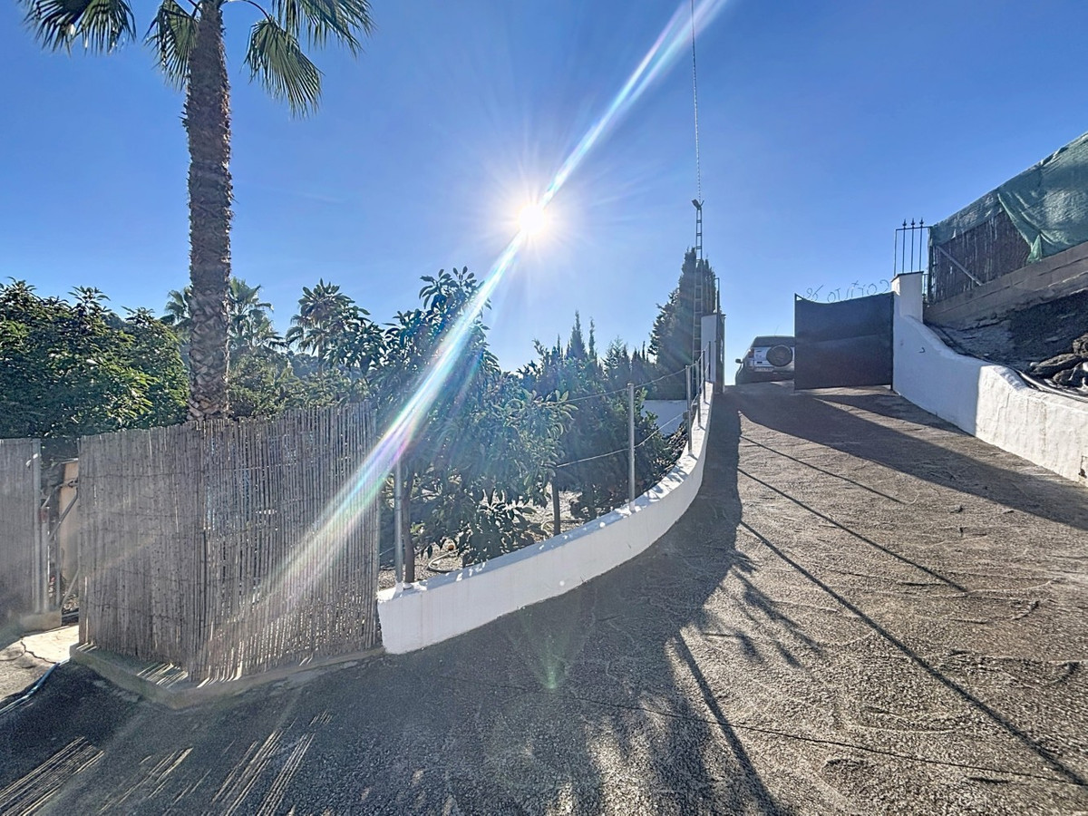 2 Bed Townhouse for sale in Frigiliana Costa Del Sol East, Málaga, Spain