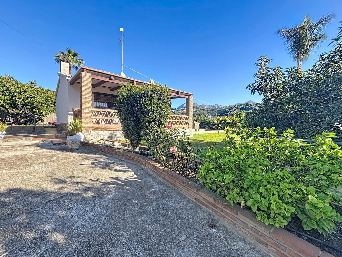 2 Bed Townhouse for sale in Frigiliana Costa Del Sol East, Málaga, Spain