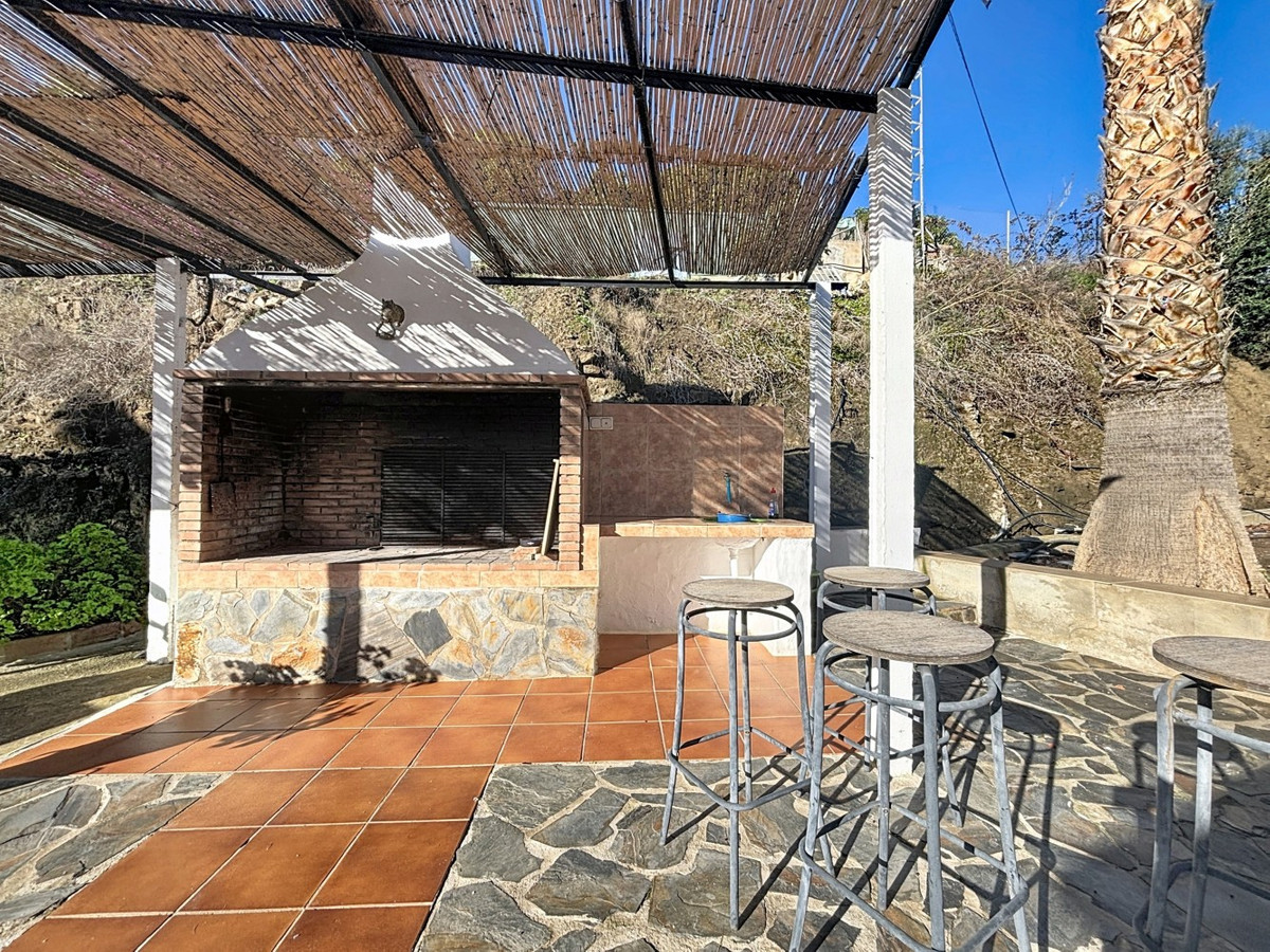 2 Bed Townhouse for sale in Frigiliana Costa Del Sol East, Málaga, Spain