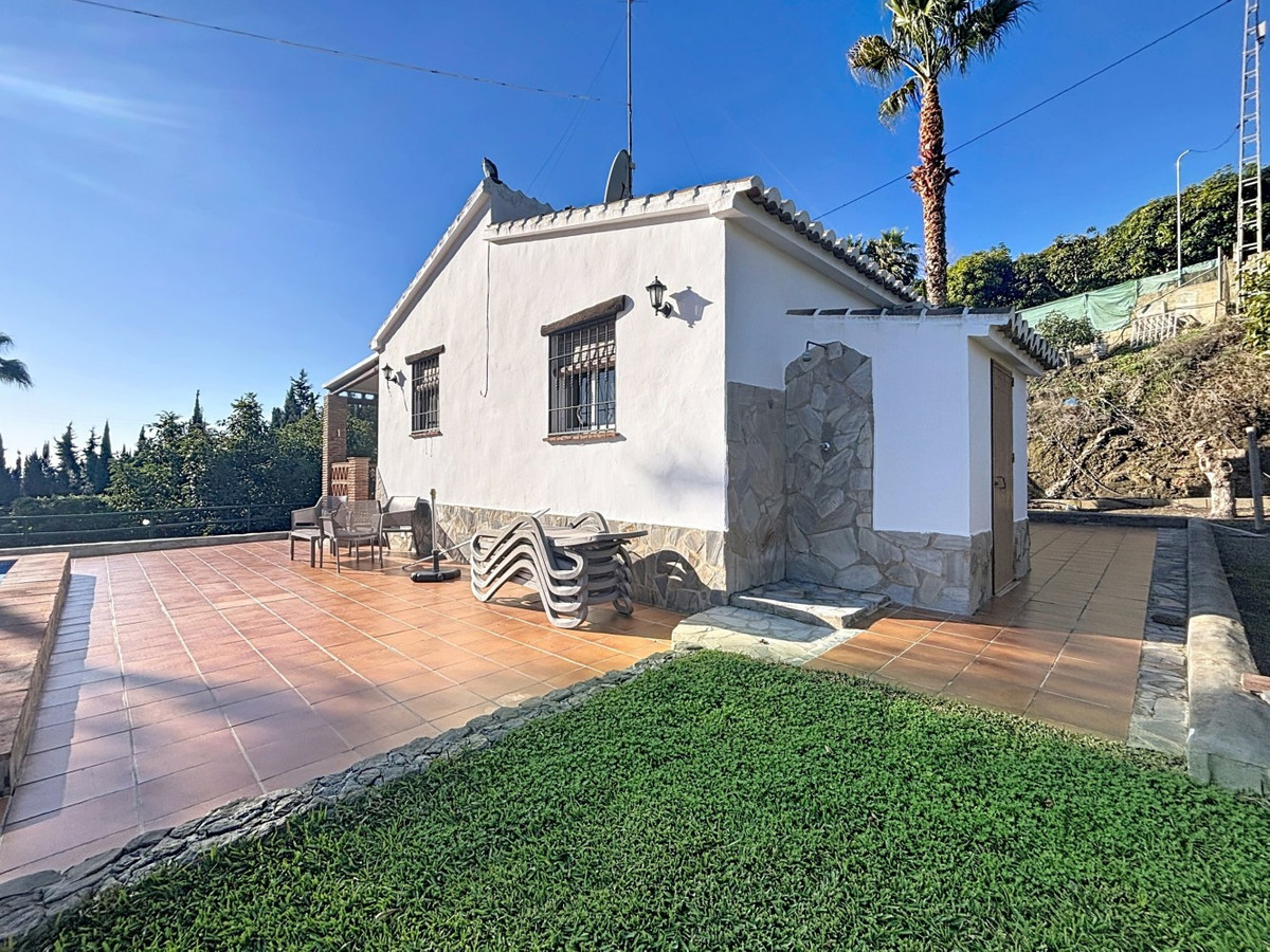 2 Bed Townhouse for sale in Frigiliana Costa Del Sol East, Málaga, Spain