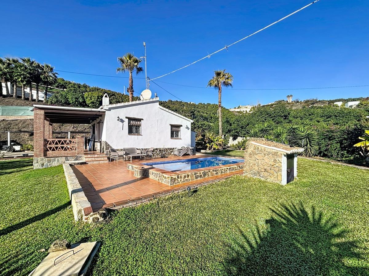 2 Bed Townhouse for sale in Frigiliana Costa Del Sol East, Málaga, Spain
