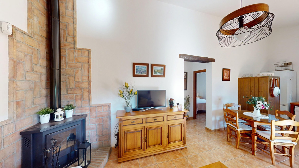 2 Bed Townhouse for sale in Frigiliana Costa Del Sol East, Málaga, Spain