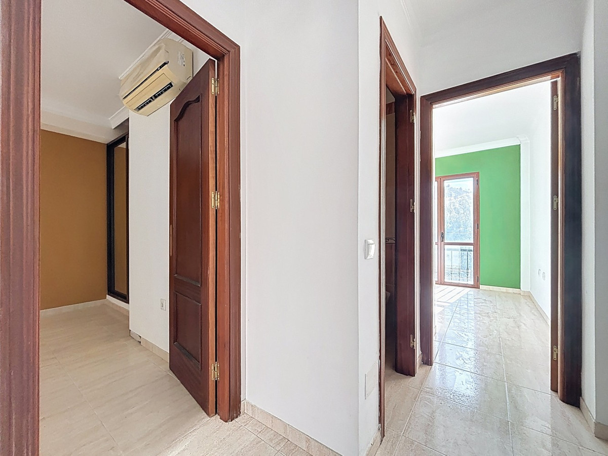 Se vende Villa - Chalet de 8 dormitorios en Costa Del Sol East, Málaga, España