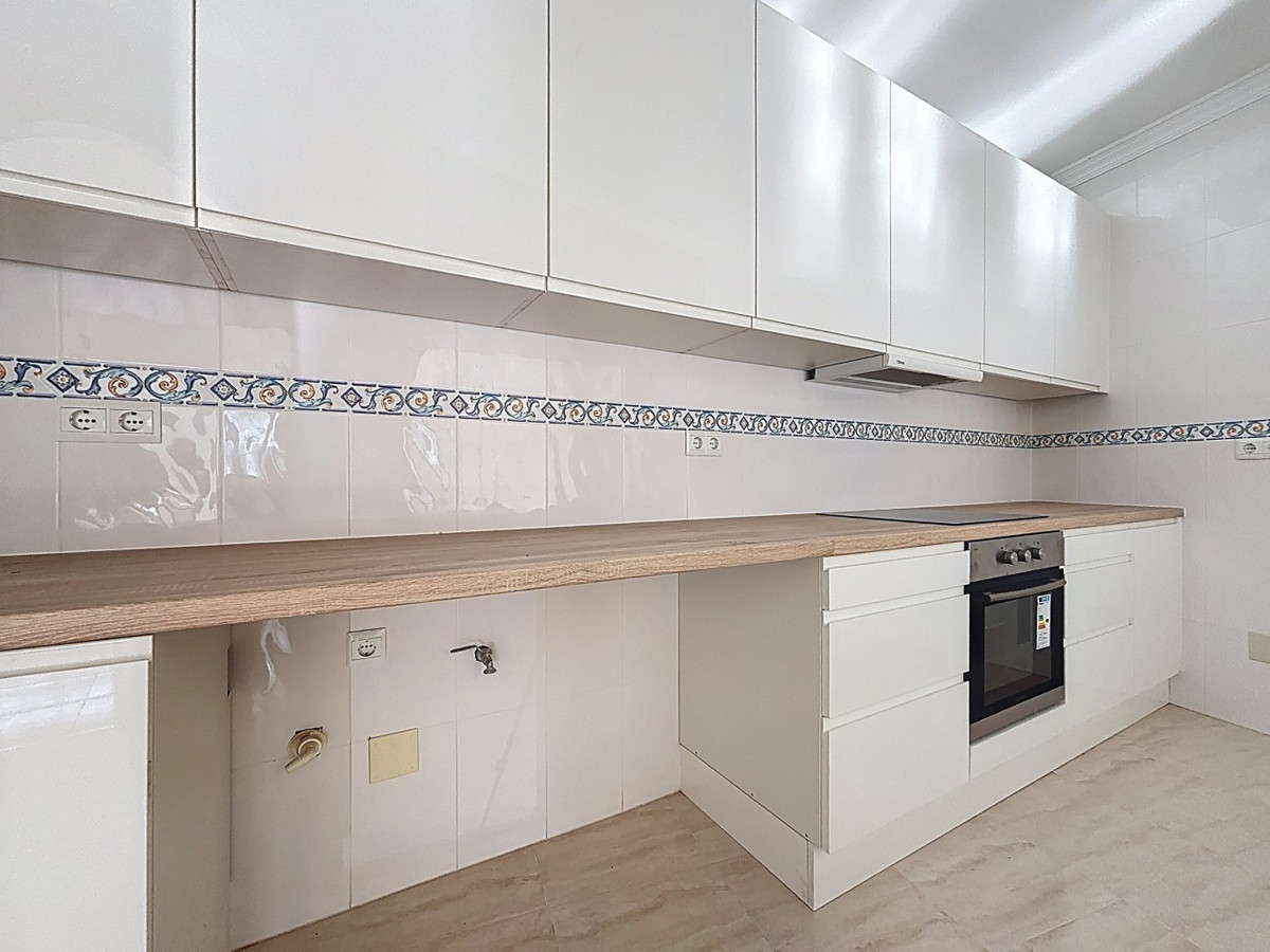 Se vende Villa - Chalet de 8 dormitorios en Costa Del Sol East, Málaga, España