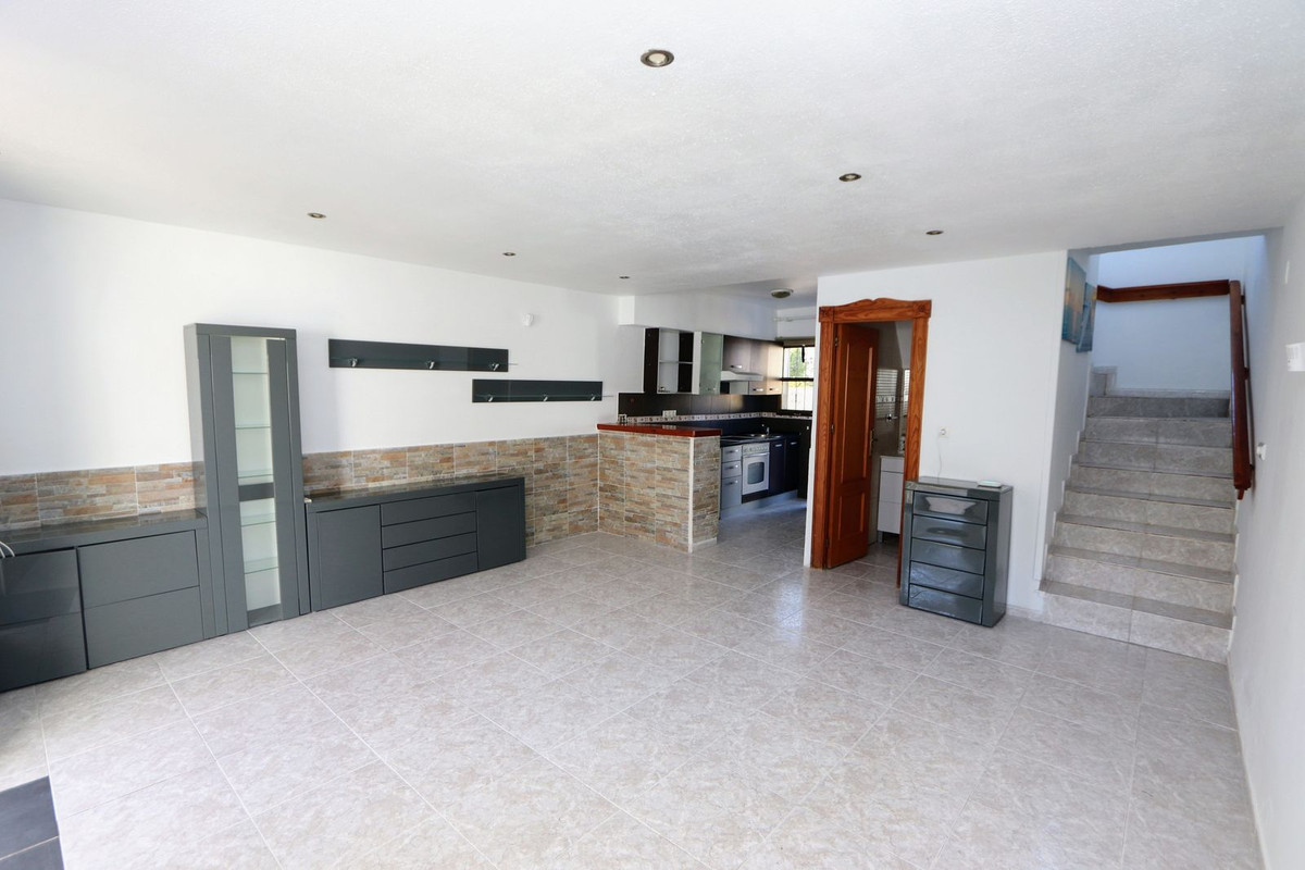 Se vende Pareada de 3 dormitorios en Costa Blanca, Alicante, España