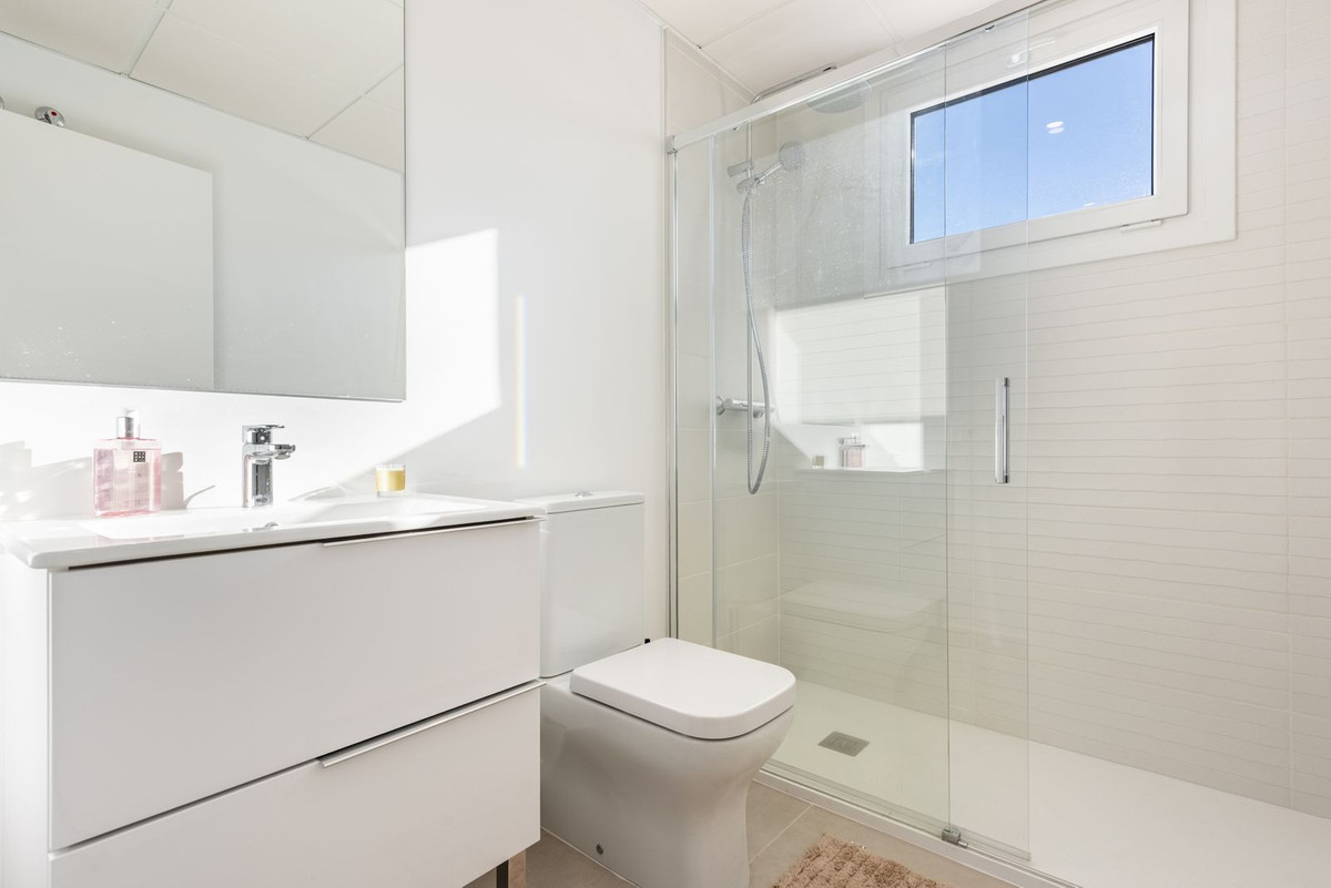 3 Bed Apartment for sale in Bel Air Costa Del Sol, Málaga, Spain