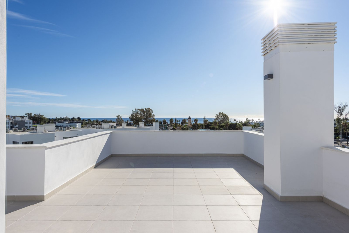 3 Bed Apartment for sale in Bel Air Costa Del Sol, Málaga, Spain