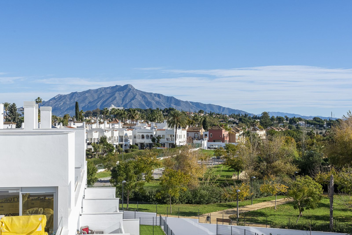 3 Bed Apartment for sale in Bel Air Costa Del Sol, Málaga, Spain