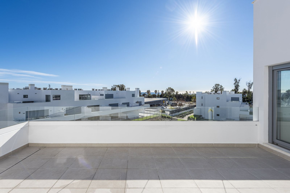 3 Bed Apartment for sale in Bel Air Costa Del Sol, Málaga, Spain