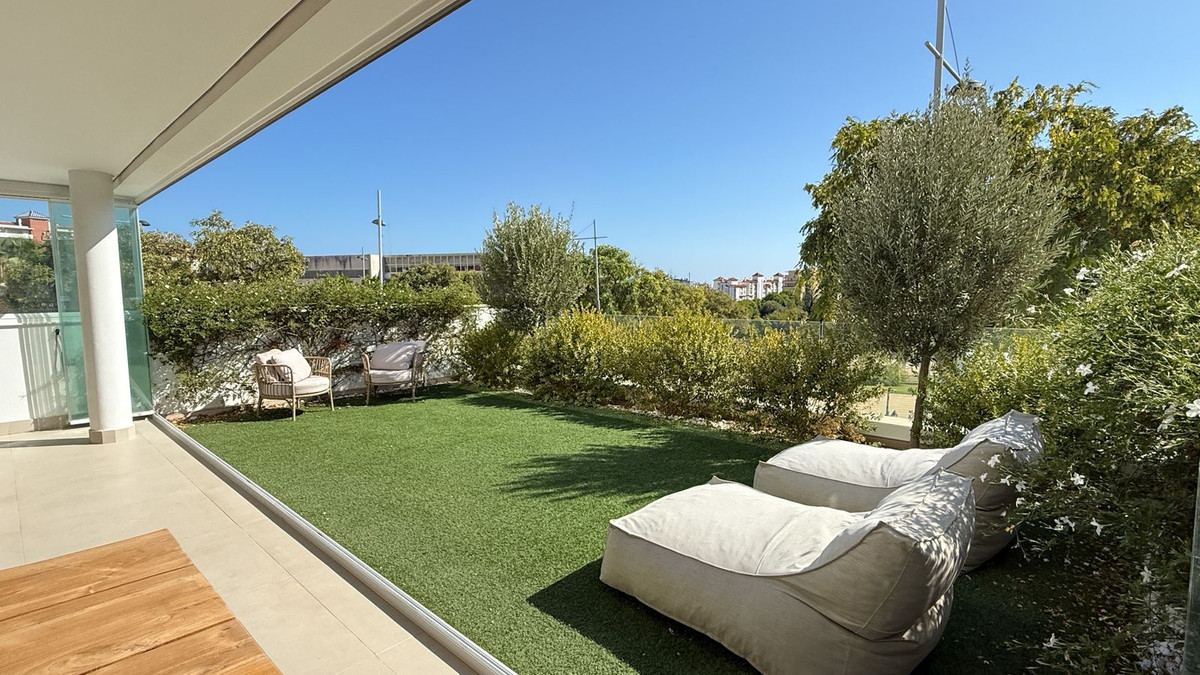 2 Bed Apartment for sale in Estepona Costa Del Sol, Málaga, Spain