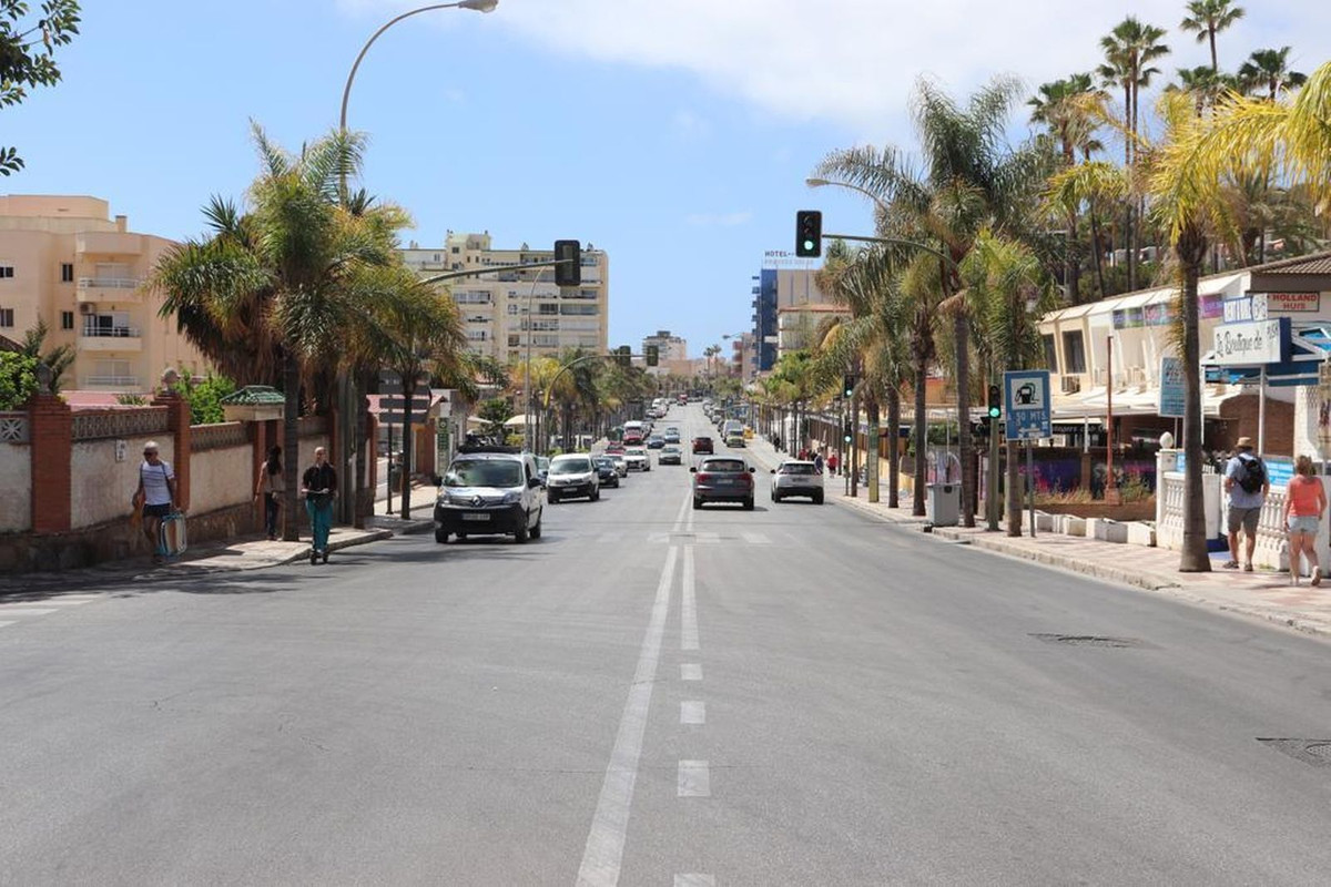 Se vende Local comercial de 1 dormitorios en Costa Del Sol, Málaga, España