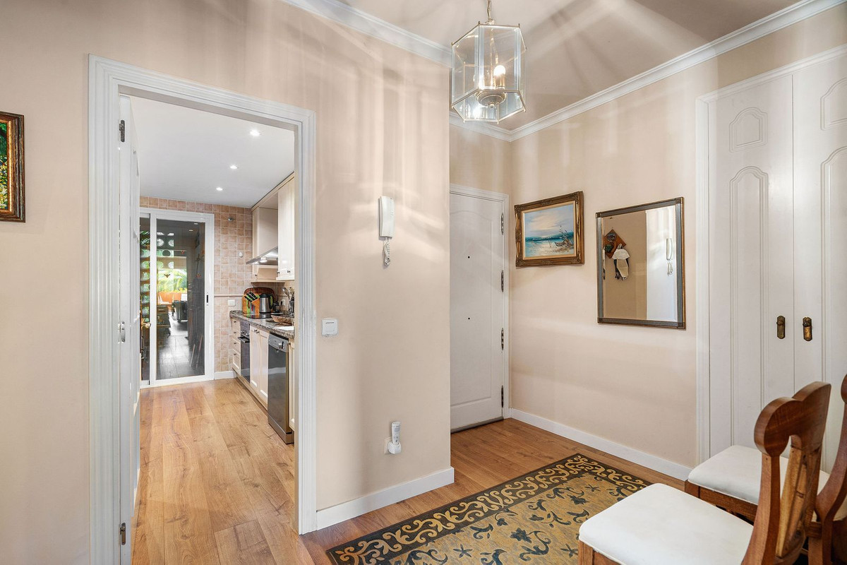 2 Bed Apartment for sale in Marbella Costa Del Sol, Málaga, Spain