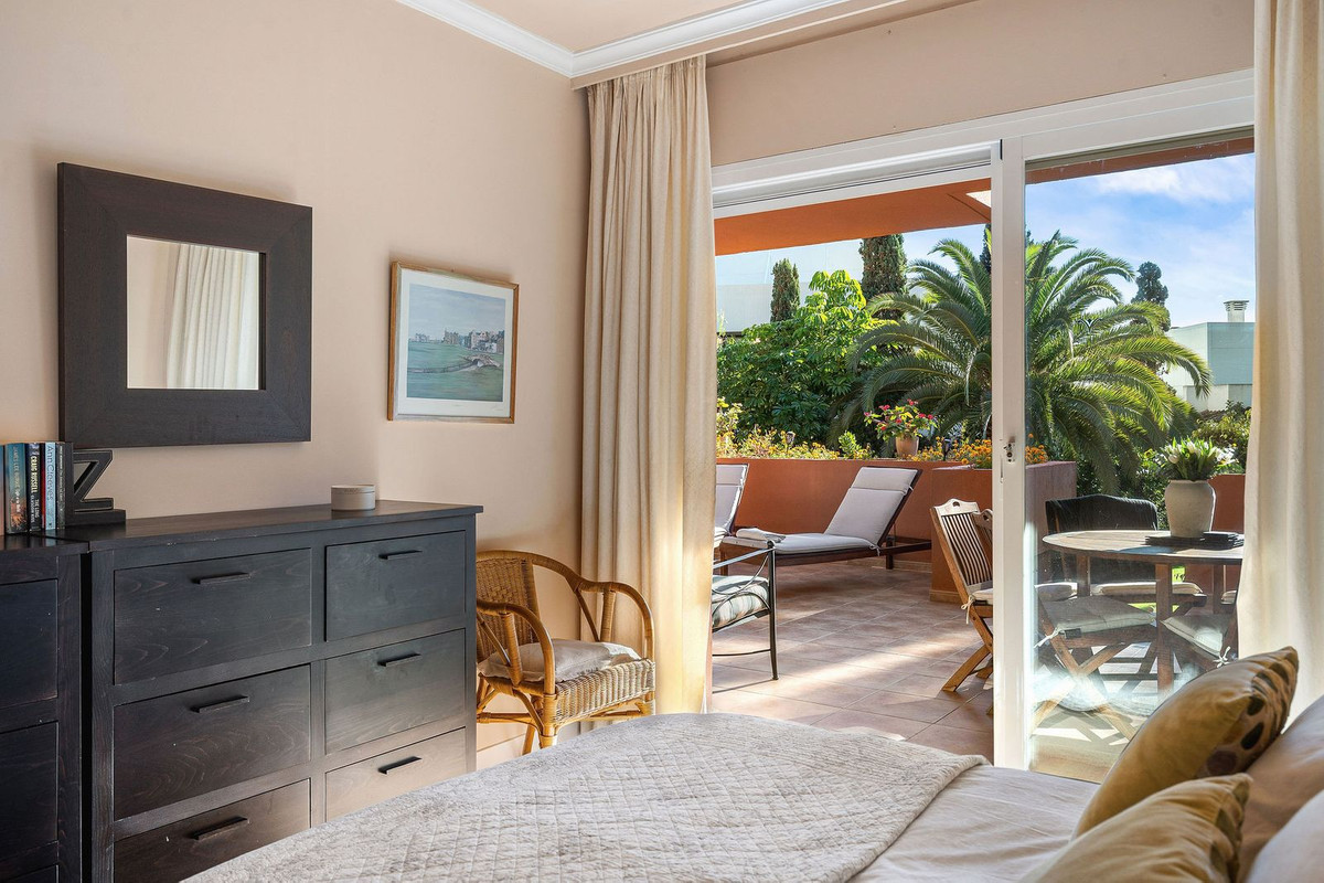 2 Bed Apartment for sale in Marbella Costa Del Sol, Málaga, Spain