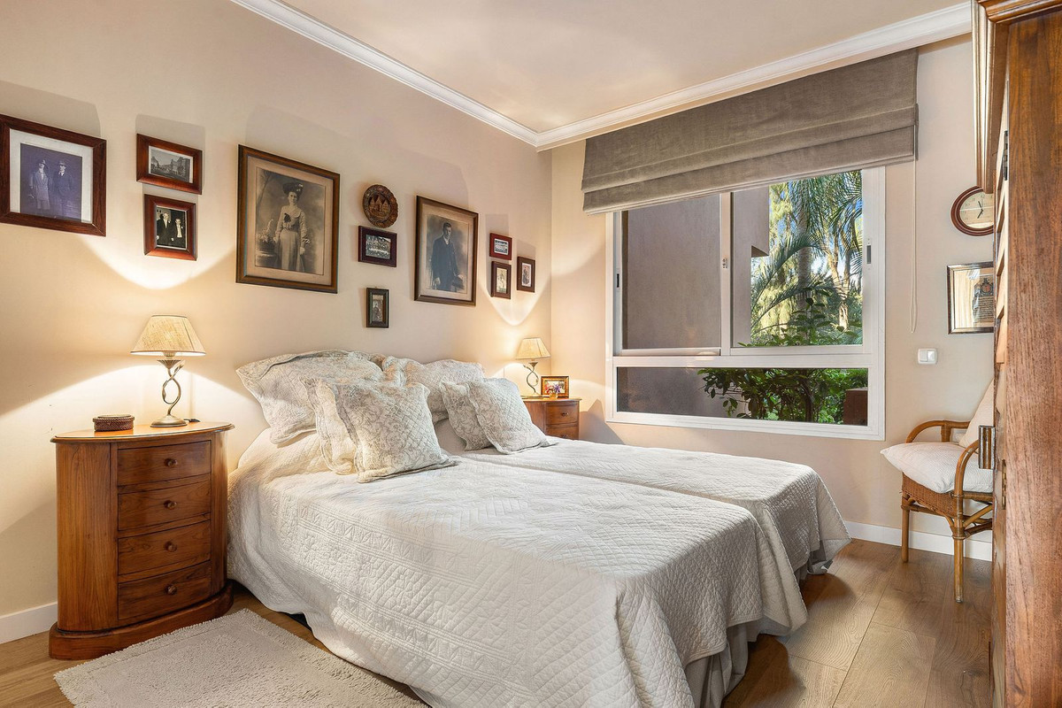 2 Bed Apartment for sale in Marbella Costa Del Sol, Málaga, Spain