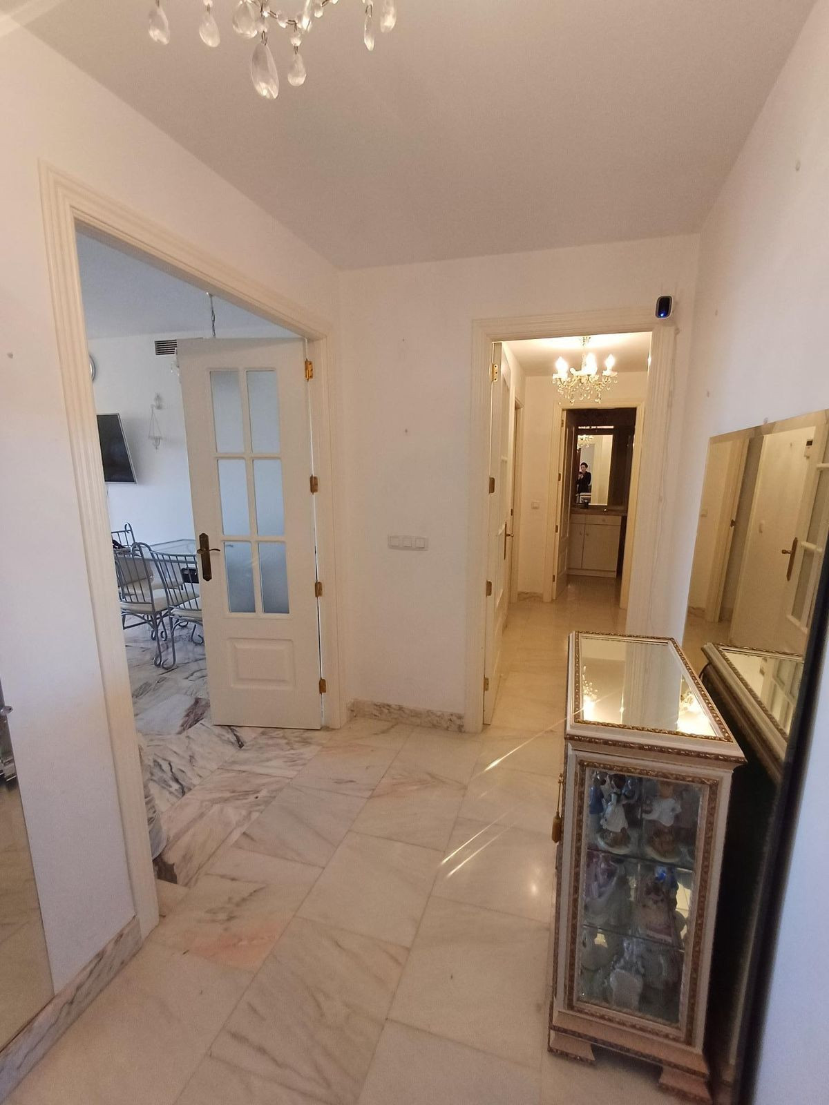 Se vende Apartamento Planta Media de 3 dormitorios en Costa Del Sol, Málaga, España