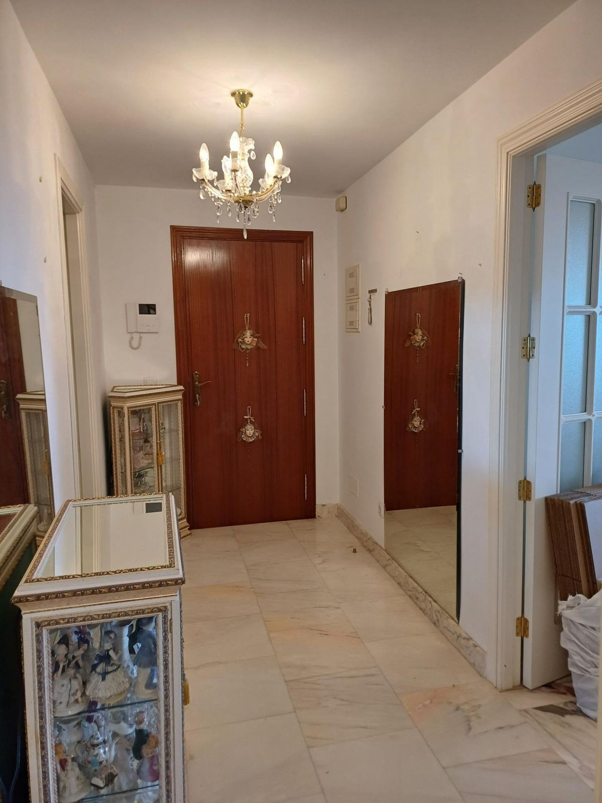 Se vende Apartamento Planta Media de 3 dormitorios en Costa Del Sol, Málaga, España
