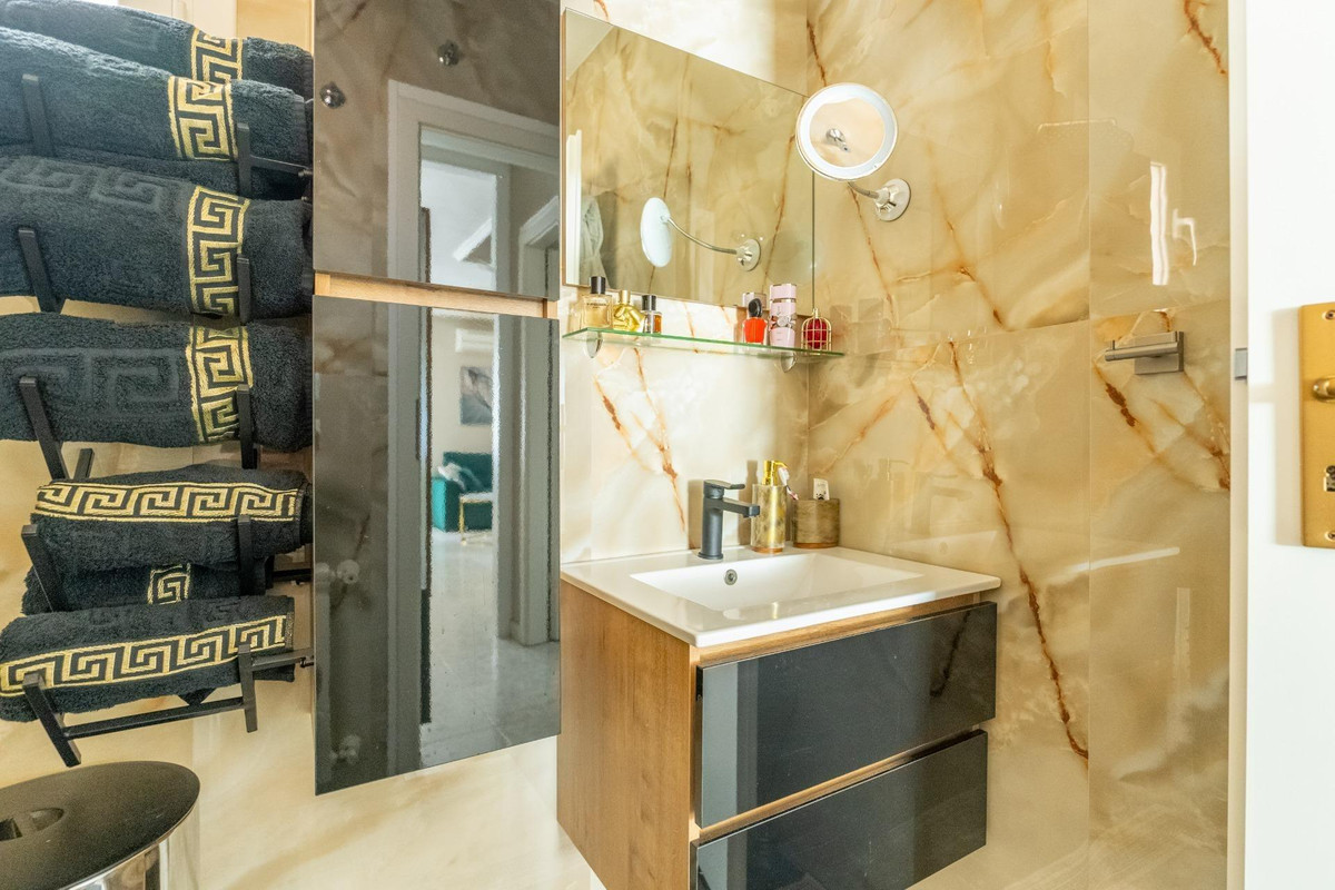 3 Bed Townhouse for sale in Torrevieja Costa Blanca, Alicante, Spain