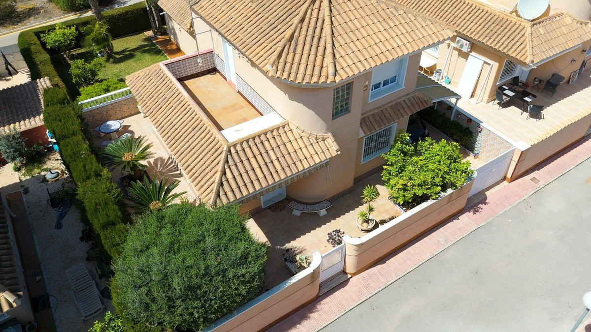 3 Bed Townhouse for sale in Torrevieja Costa Blanca, Alicante, Spain