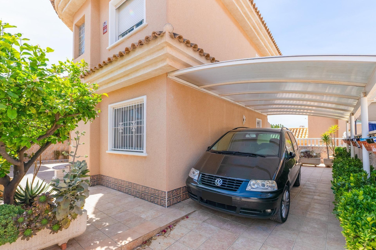 3 Bed Townhouse for sale in Torrevieja Costa Blanca, Alicante, Spain