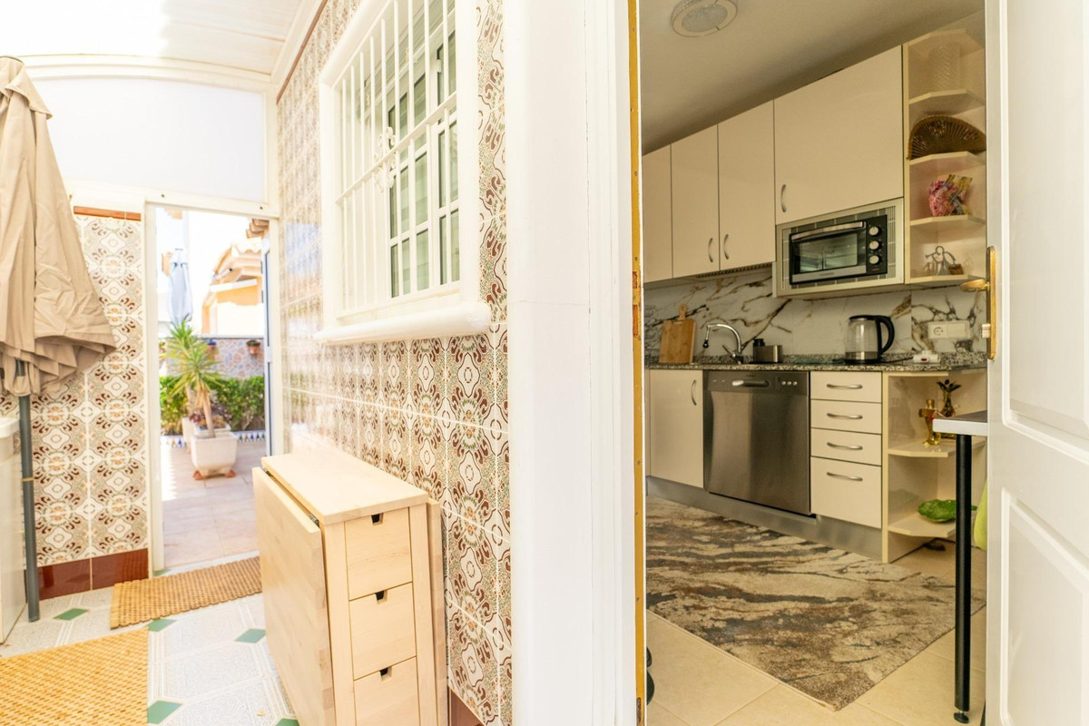 3 Bed Townhouse for sale in Torrevieja Costa Blanca, Alicante, Spain