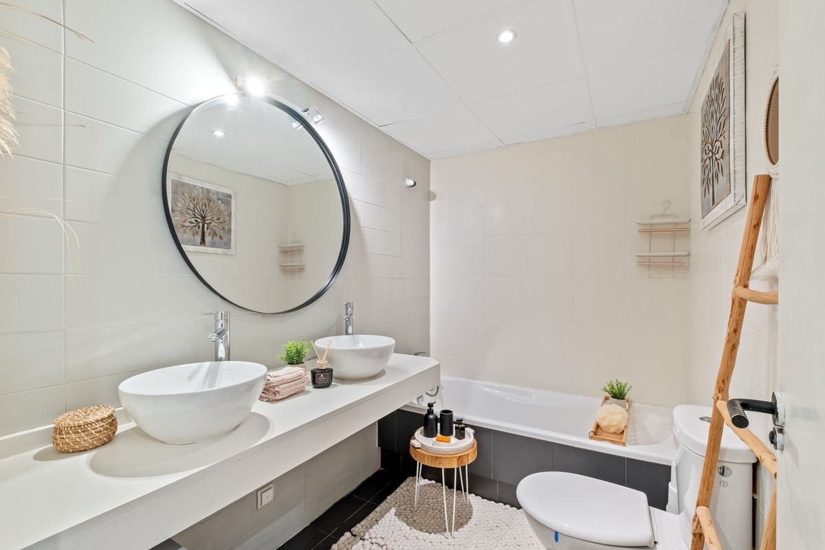Se vende Dúplex de 2 dormitorios en Costa Del Sol, Málaga, España