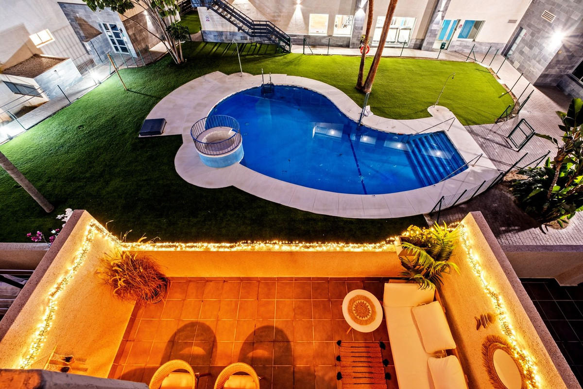 Se vende Dúplex de 2 dormitorios en Costa Del Sol, Málaga, España