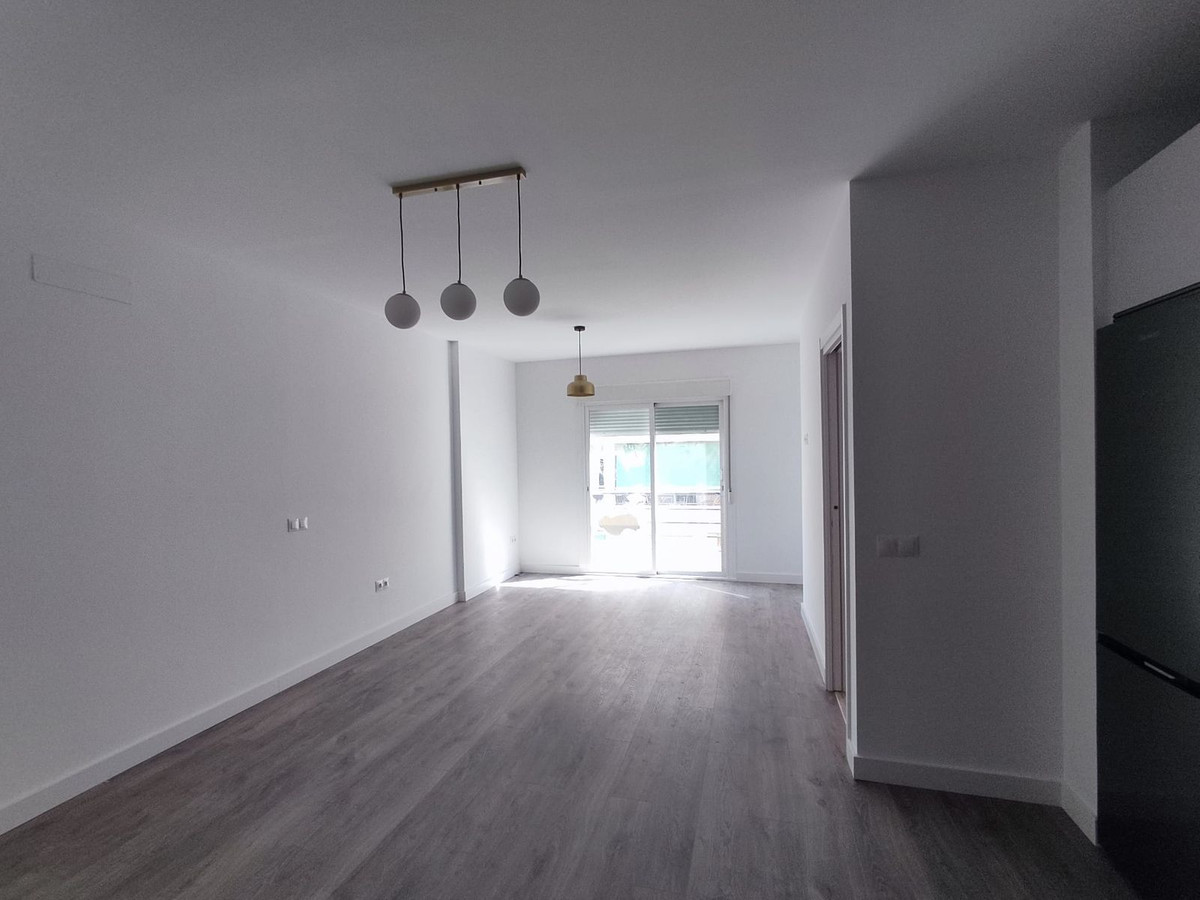 Se vende Apartamento Planta Media de 1 dormitorios en Costa Del Sol, Málaga, España