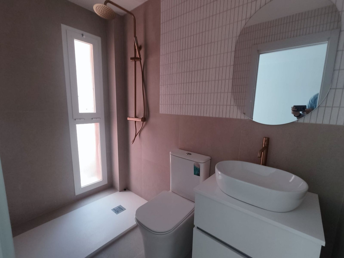 Se vende Apartamento Planta Media de 1 dormitorios en Costa Del Sol, Málaga, España