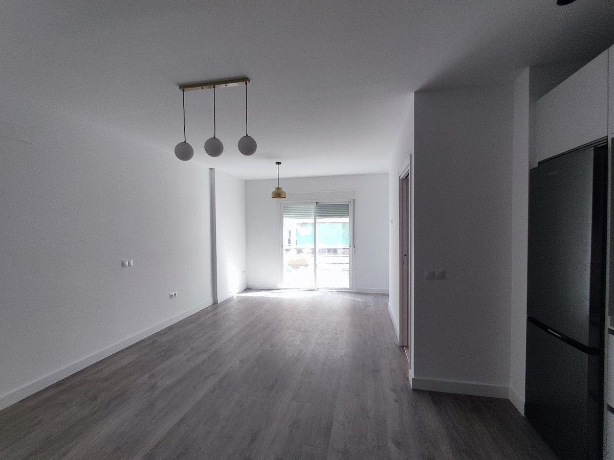 Se vende Apartamento Planta Media de 1 dormitorios en Costa Del Sol, Málaga, España