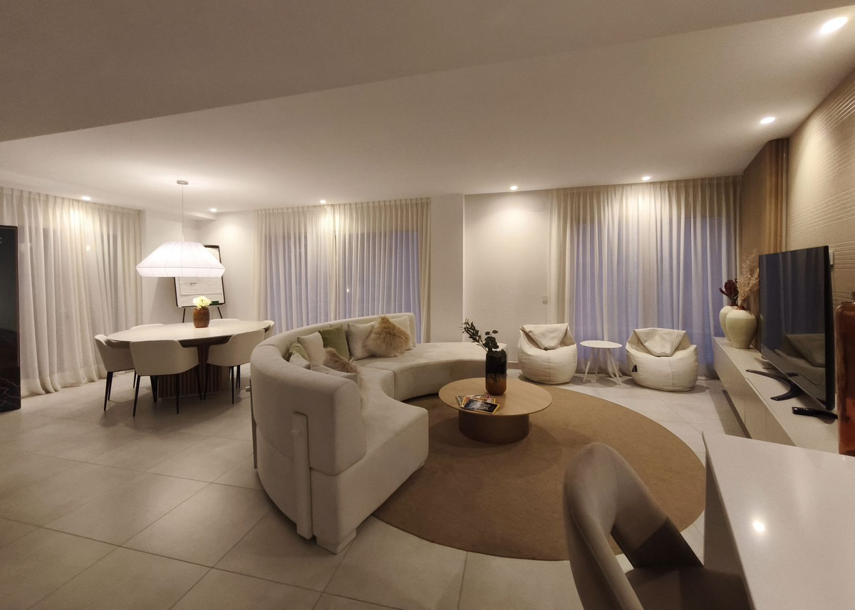 3 Bed Apartment for sale in Altos De Los Monteros Costa Del Sol, Málaga, Spain