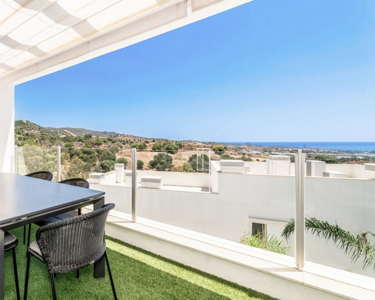 3 Bed Apartment for sale in Altos De Los Monteros Costa Del Sol, Málaga, Spain