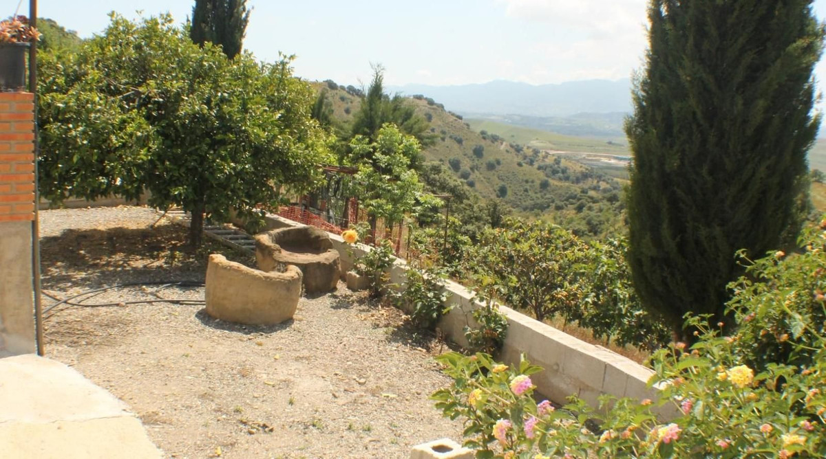 4 Bed Townhouse for sale in Gibralgalia Costa Del Sol, Málaga, Spain