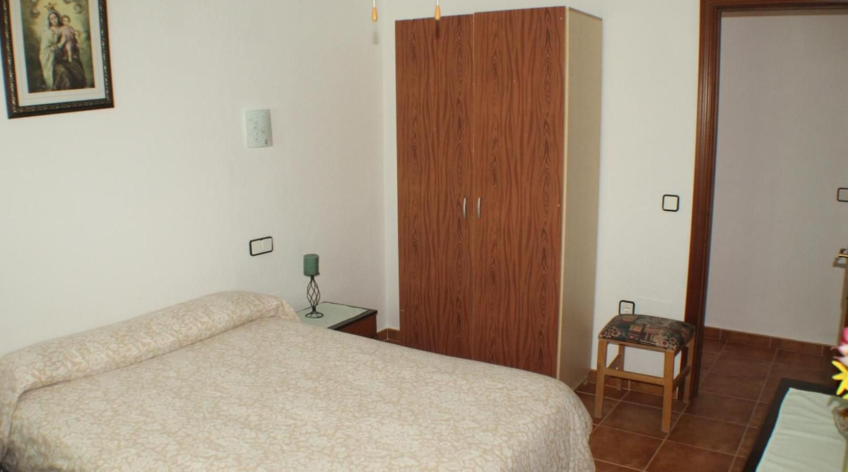 4 Bed Townhouse for sale in Gibralgalia Costa Del Sol, Málaga, Spain
